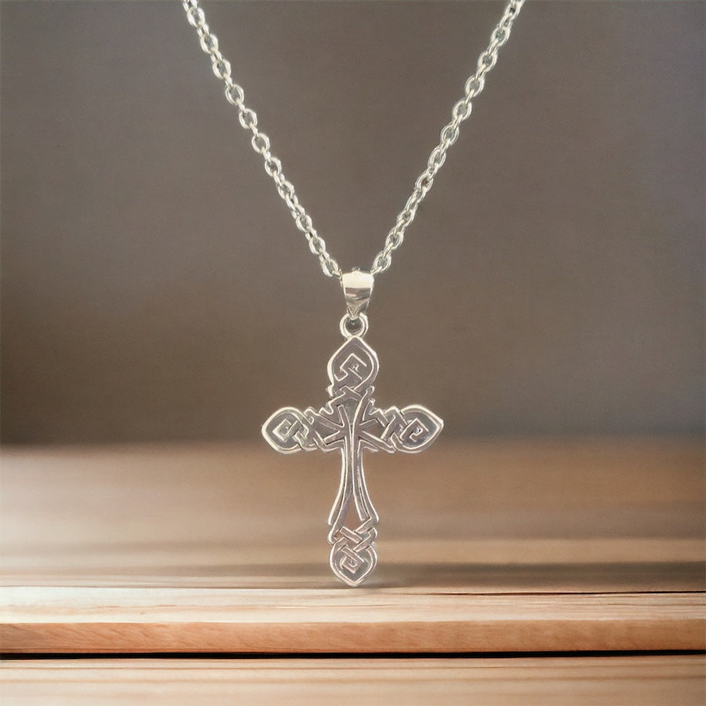 Handcast 925 Sterling Silver Celtic Knot Cross Pendant Necklace + Free Chain