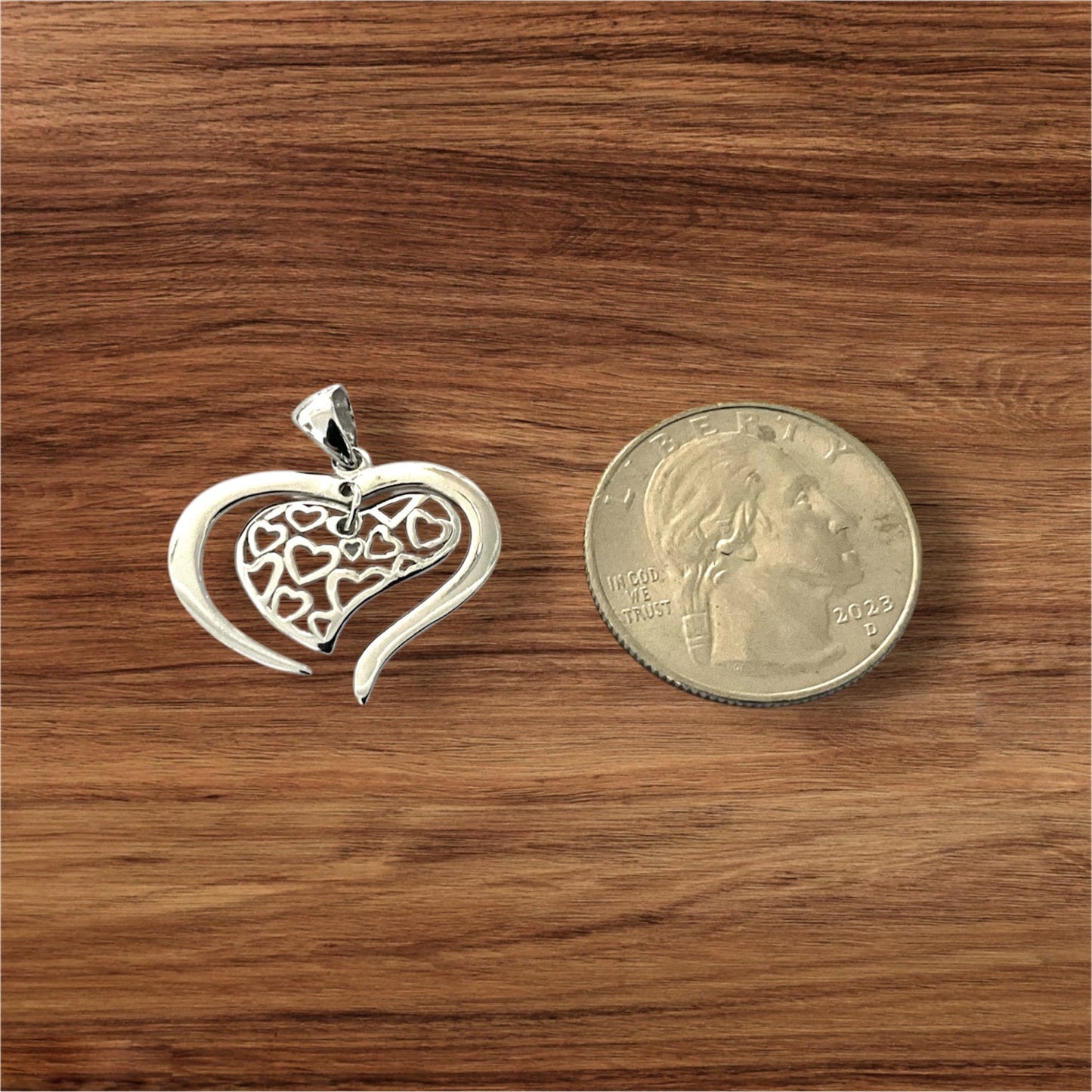 925 Sterling Silver Love Heart Pendant + Free Chain