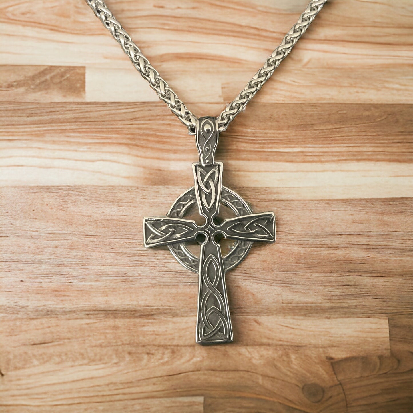 Large 316L Surgical Stainless Steel Irish Celtic Triquetra Trinity Knot Cross Pendant + Free Chain Necklace