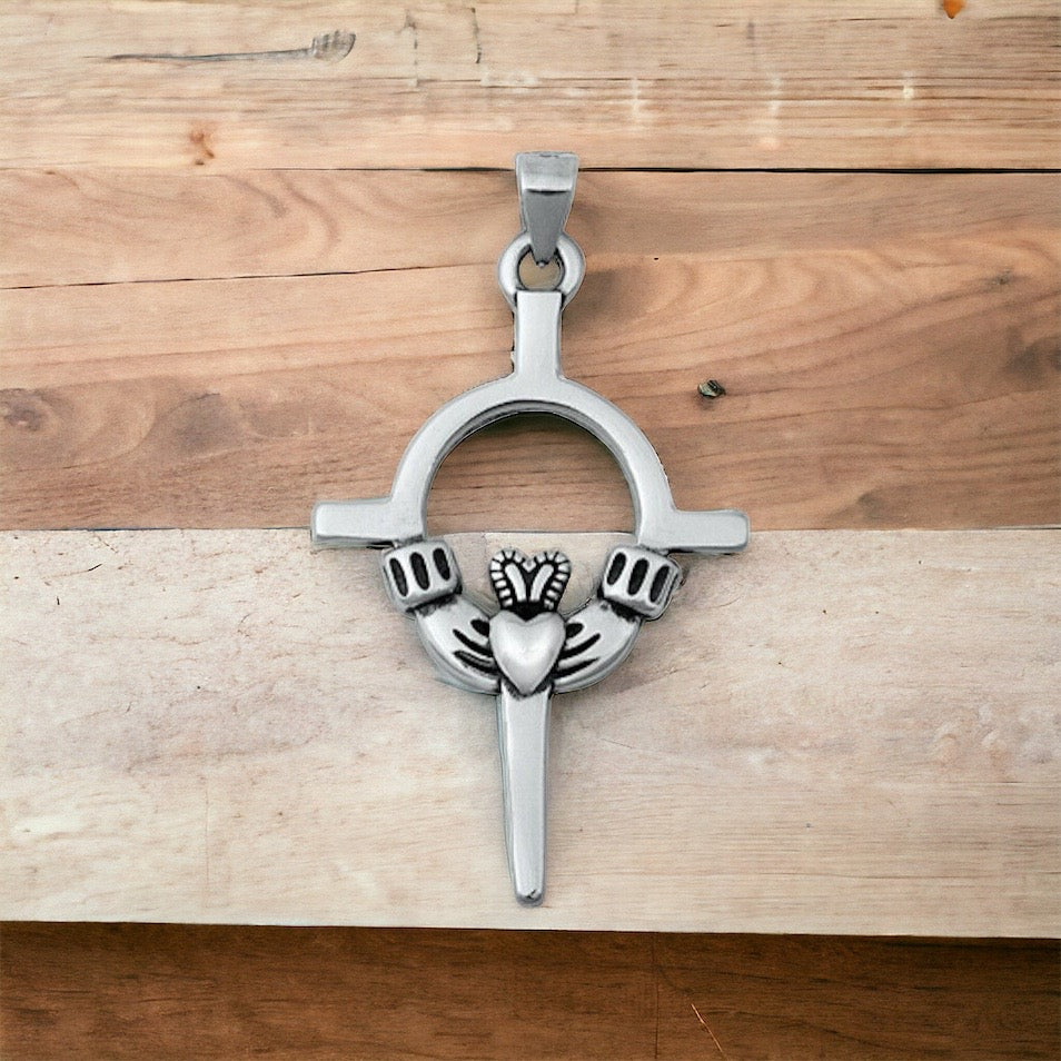 925 Sterling Silver Irish Celtic Claddagh Claddaugh Cross Pendant Necklace Free Chain