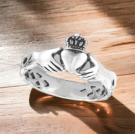 Sterling Silver Irish Claddagh Ring