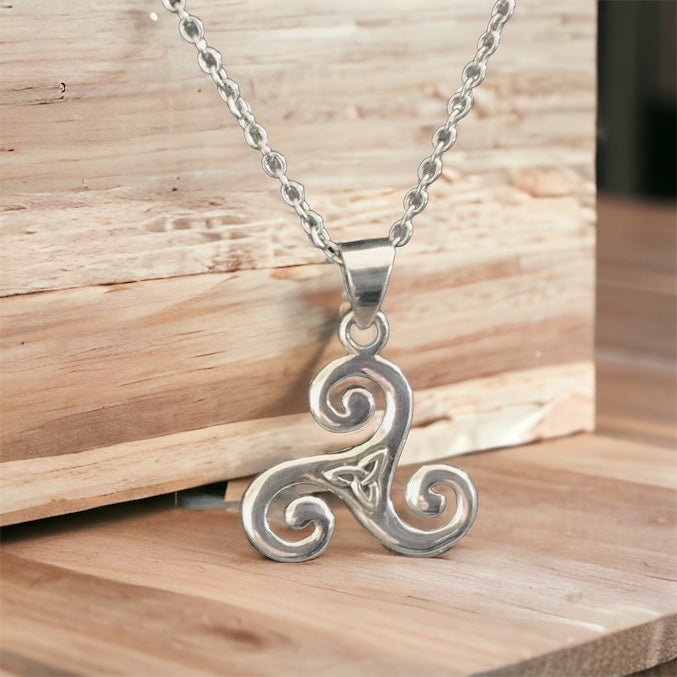 Handcast 925 Sterling Silver Celtic Triskele Triple Spiral Triskelion Pendant + Free Chain