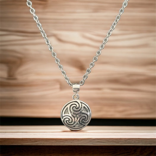 Handcast 925 Sterling Silver Celtic Triskele Triple Spiral Triskelion Pendant + Free Chain
