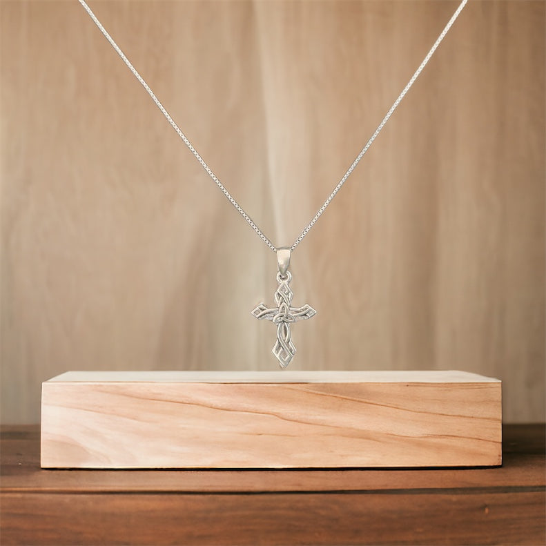 Handcast 925 Sterling Silver Celtic Triquetra Trinity Knot Cross Pendant Necklace + Free Chain