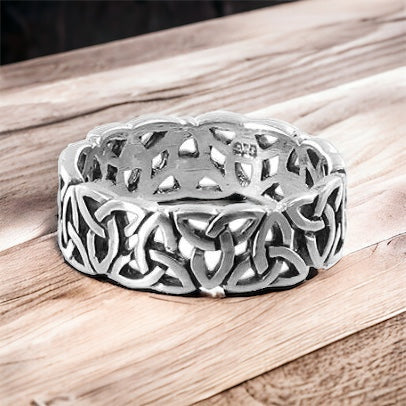 Silver Celtic Triquetra / Trinity Knot Ring