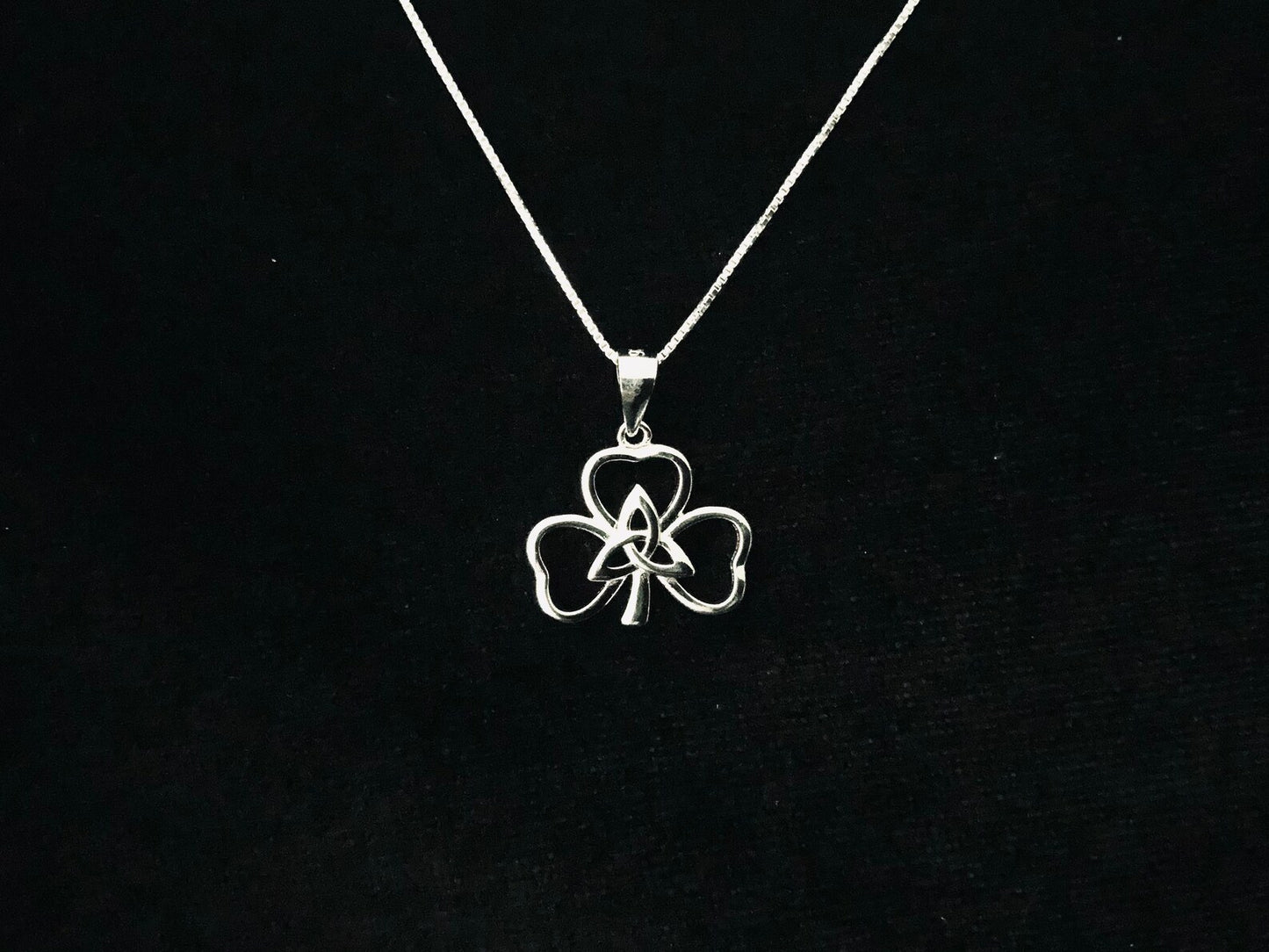 925 Sterling Silver Irish Celtic 3-leaf Clover Shamrock Trinity Pendant Necklace