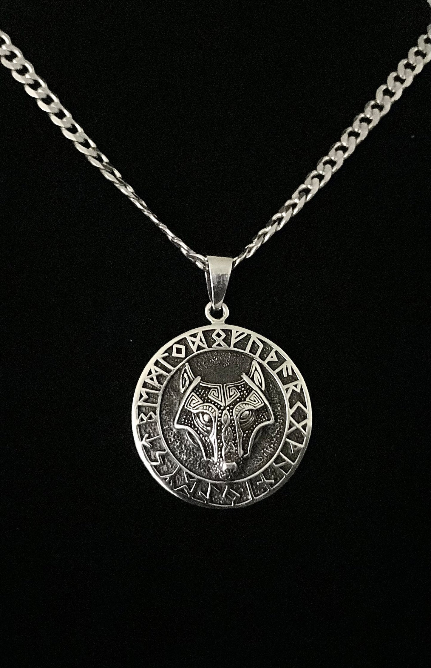 Handcast 925 Sterling Silver Norse Viking Celtic Wolf Rune Alphabet Pendant + Free Chain