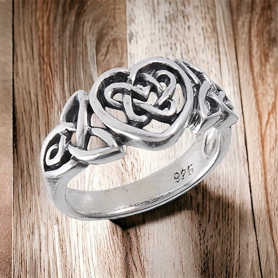 Silver Celtic Loveknot Heart Ring