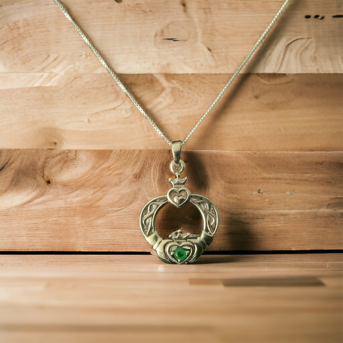 925 Sterling Silver Irish Celtic Claddagh Emerald Green CZ Pendant Necklace