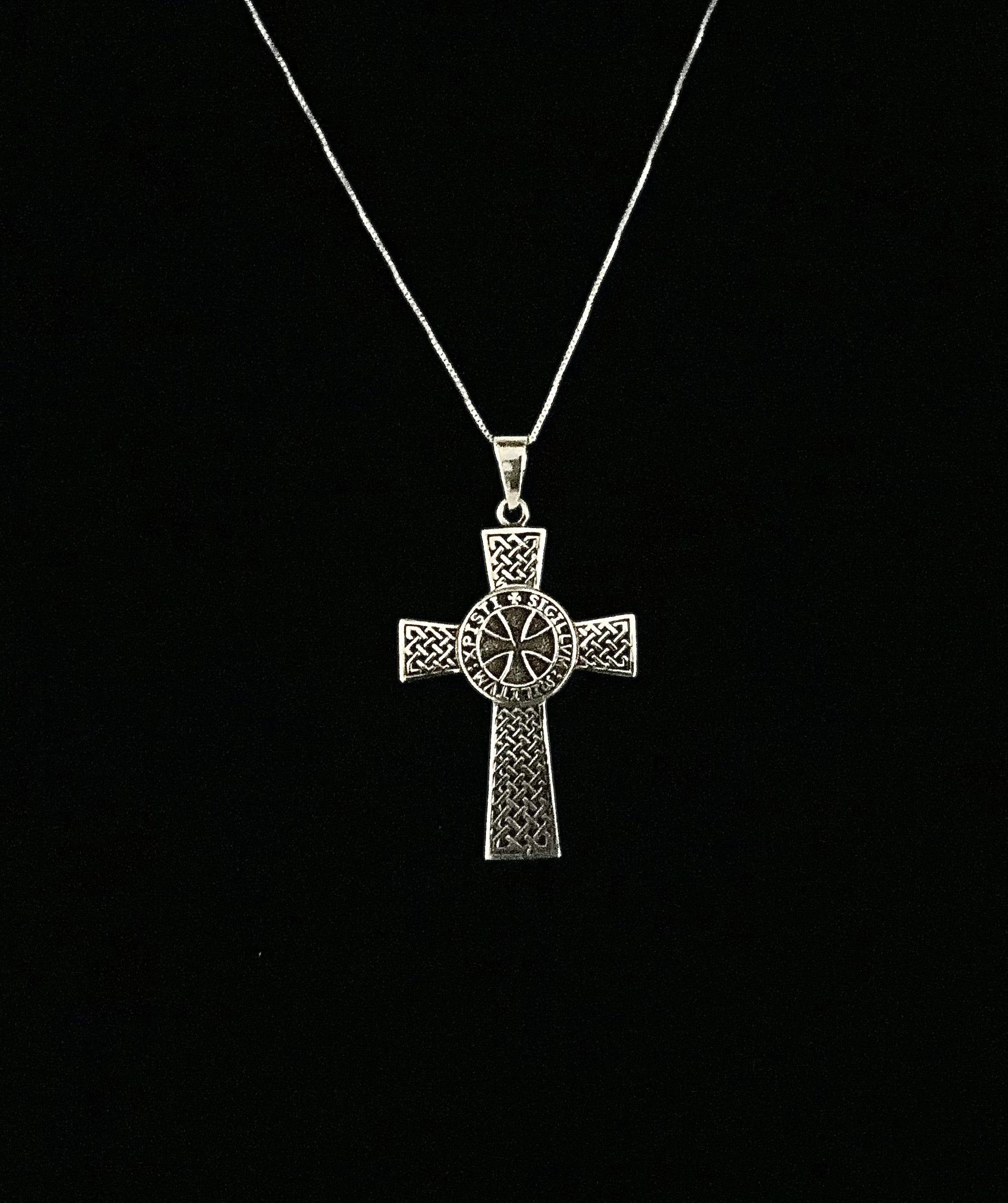 Vermilion Cross Pendant – Fourteen Jewelry