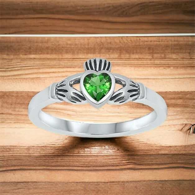 Sterling Silver Irish Claddagh Ring Emerald Green CZ Heart Size 1-9
