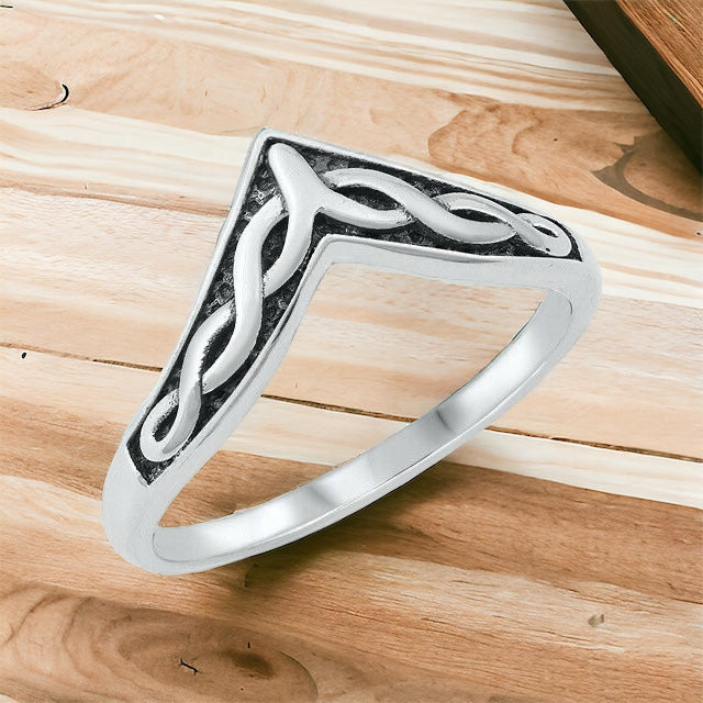 925 Sterling Silver Celtic Knot V-Shaped Ring Size 5-10