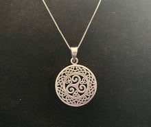Handcast 925 Sterling Silver Celtic Triskele Triple Spiral Triskelion Pendant Necklace + Free Chain