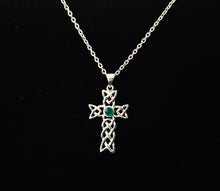 925 Sterling Silver Celtic Cross Green Agate Pendant Necklace + Free Chain