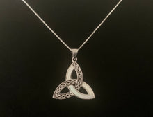925 Sterling Silver Celtic Triquetra Trinity Knot w/ White Opal + Free Chain Necklace