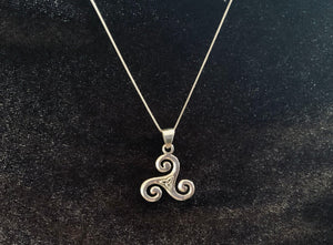 Handcast 925 Sterling Silver Celtic Triskele Triple Spiral Triskelion Pendant + Free Chain