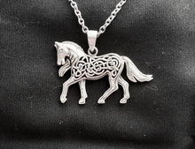 Unique Handcast 925 Sterling Silver Irish Celtic Horse Epona Pendant + Free Chain Necklace