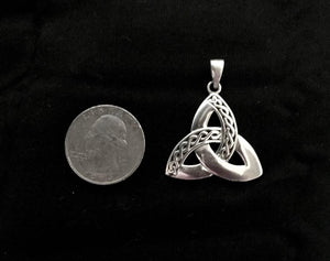 Handcast 925 Sterling Silver Celtic Triquetra Trinity Knot Pendant Necklace + Free Chain