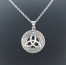 Large Handcast 925 Sterling Silver Irish Celtic Triquetra Trinity Knot Pendant + Free Chain