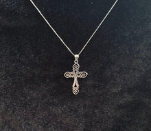 Handcast 925 Sterling Silver Celtic Knot Cross Pendant Necklace + Free Chain