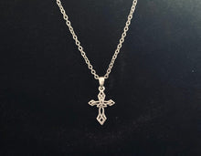 Handcast 925 Sterling Silver Celtic Triquetra Trinity Knot Cross Pendant Necklace + Free Chain